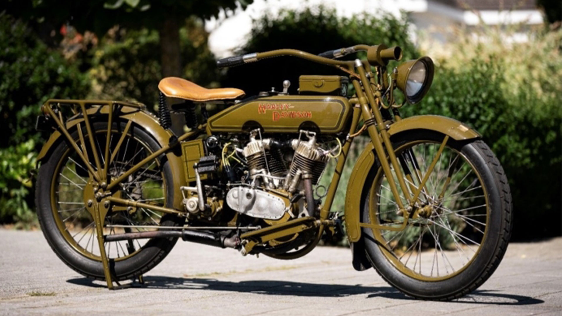 ハーレーダビッドソンの限定版1919年モデルのバイクをオランダで復活 