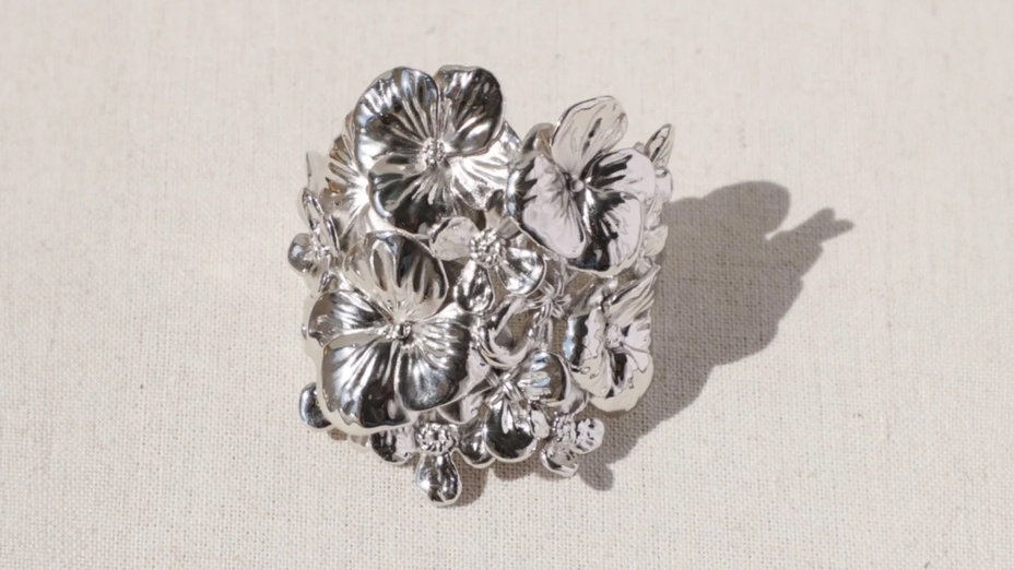 Flower 3D scanning for jewelry design