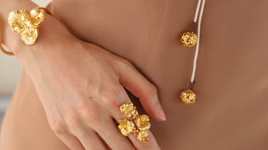 Flower 3D scanning for jewelry design